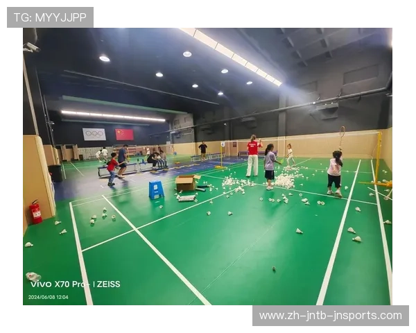 重庆暑假羽毛球